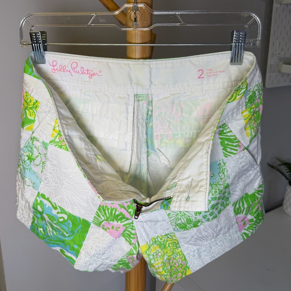 Lilly Pulitzer Cotton Lioness Patchwork 5" Callahan Shorts Sz 2 - Picture 4 of 4